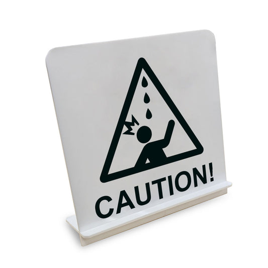 CAUTION_水漏れ と書かれたスタンド看板（白いアクリル板・黒文字）
